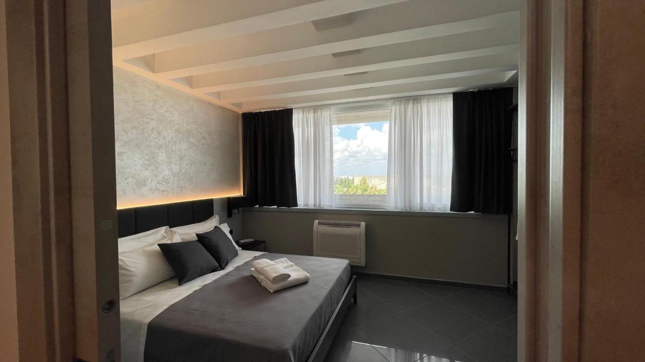 Tranquillo Uptown Lecce Otel Dış mekan fotoğraf
