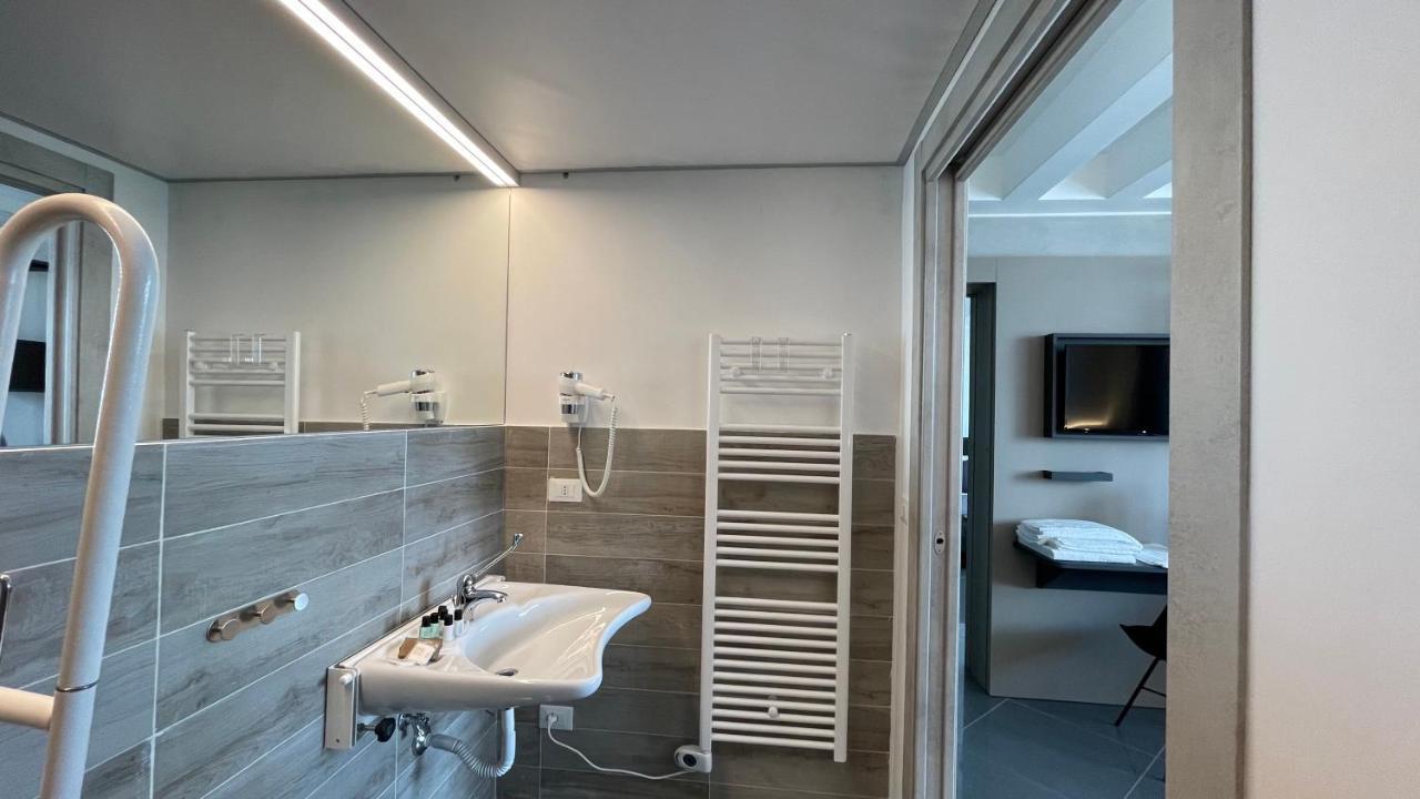 Tranquillo Uptown Lecce Otel Dış mekan fotoğraf